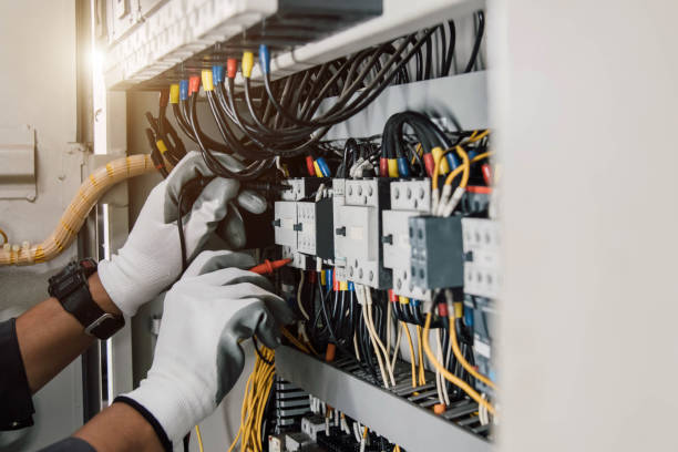 Best Licensed Electrician  in Ceresco, NE